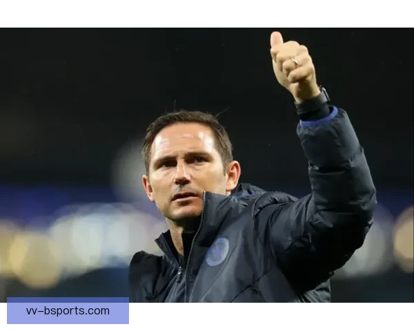 圣保罗聘请年轻教练蒂亚戈·卡尔皮尼执教几个月后因战绩不佳宣布下课