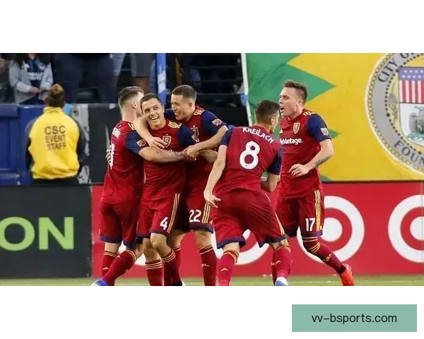 蒂尔尼·戴维森加盟哥谭FC提升后防实力稳固防线